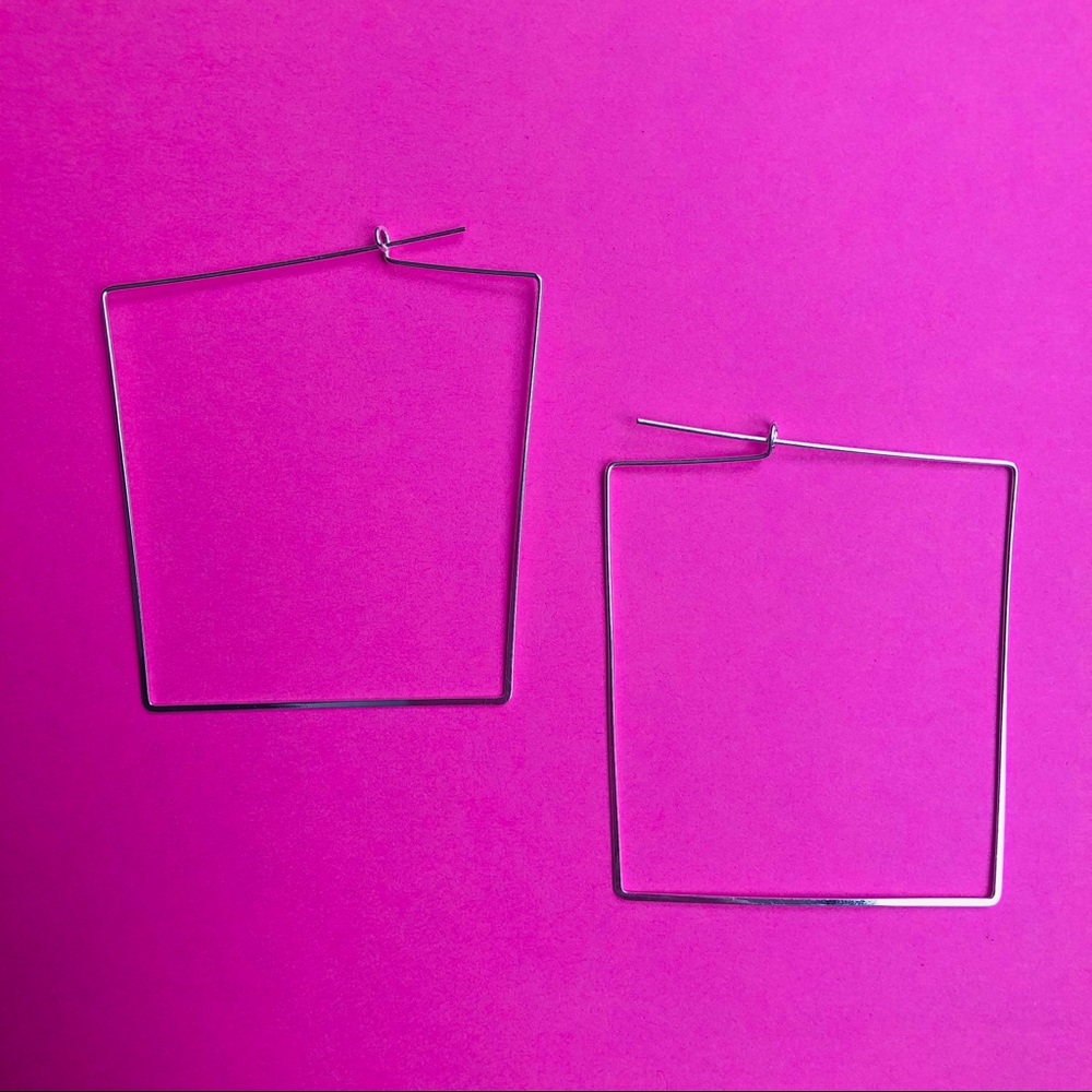 Square Minimalist Hoops